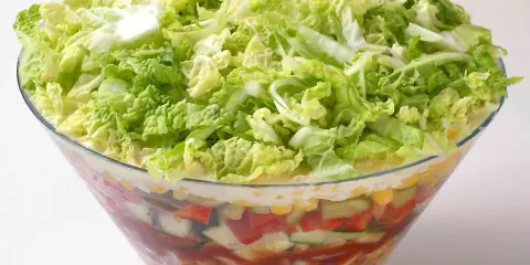 Sałatka gyros: ile dni w lodówce? Uniknij zatrucia!