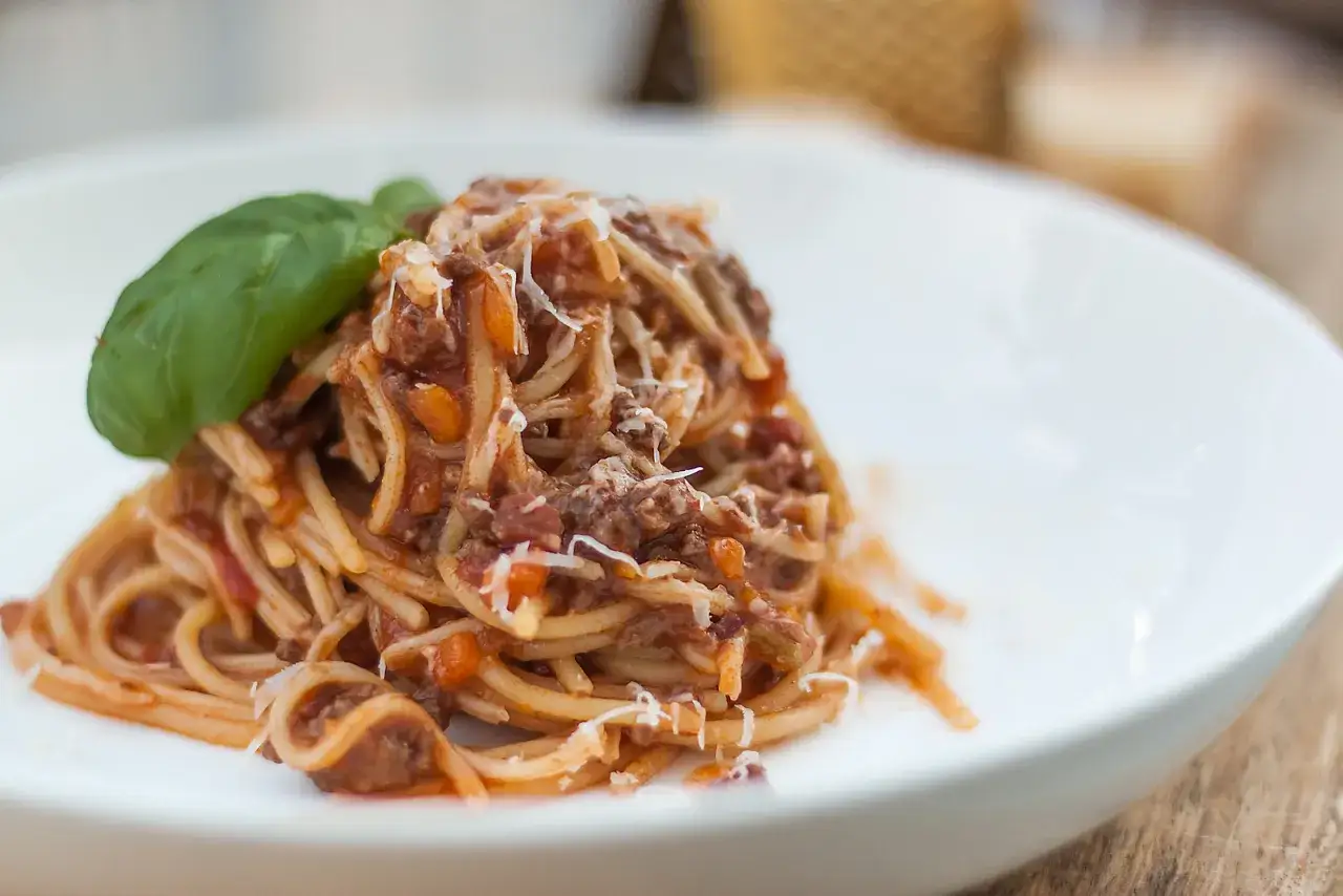 Prawdziwe włoskie ragu bolognese
